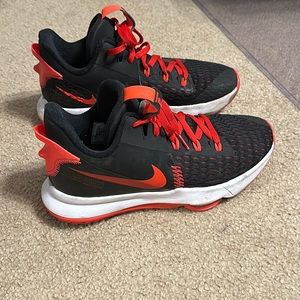 Nike LeBron Witness 5 Bred Sneakers!!